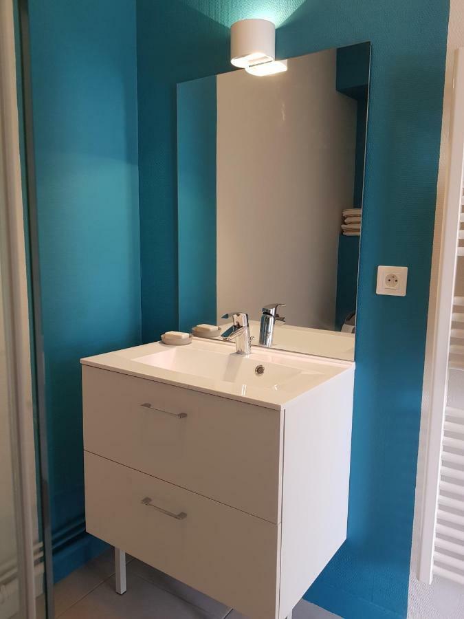 Preference - Hypercentre Avec Parking Prive Gratuit Et Lit Queen Size Apartment Poitiers Exterior photo