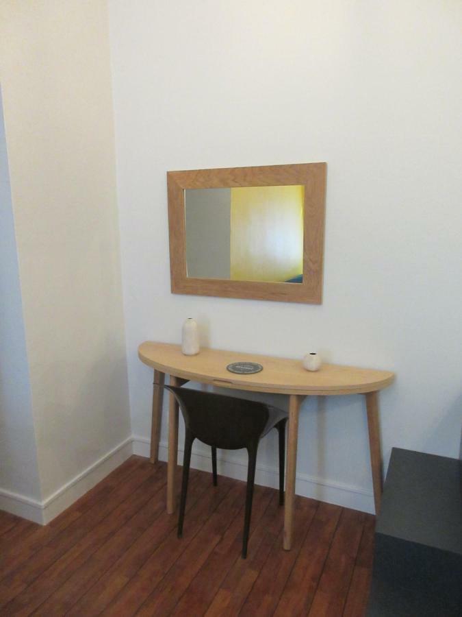 Preference - Hypercentre Avec Parking Prive Gratuit Et Lit Queen Size Apartment Poitiers Exterior photo